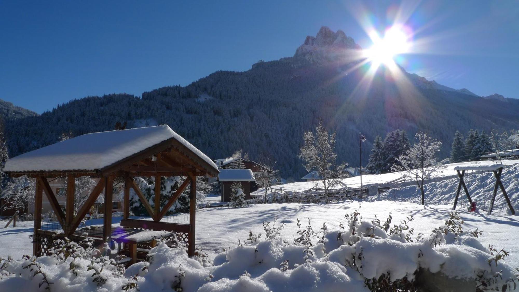 Villa Gemmy Pozza di Fassa Luaran gambar