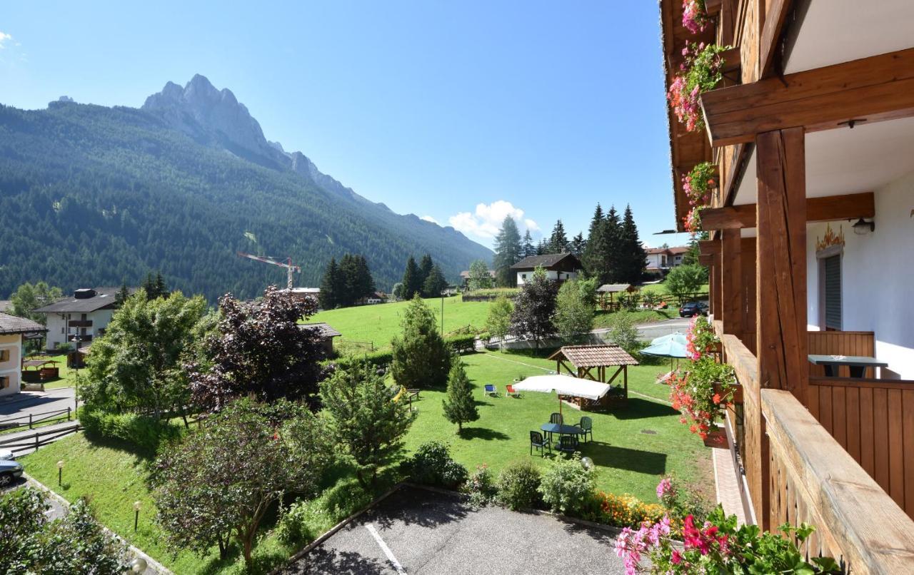 Villa Gemmy Pozza di Fassa Luaran gambar