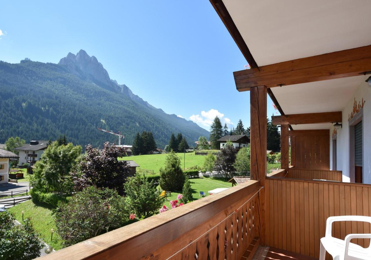 Villa Gemmy Pozza di Fassa Luaran gambar