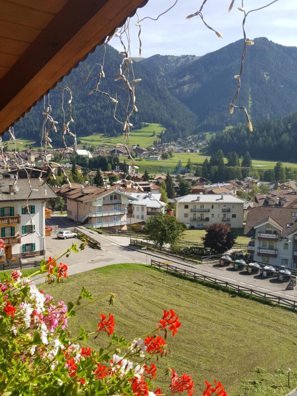 Villa Gemmy Pozza di Fassa Luaran gambar